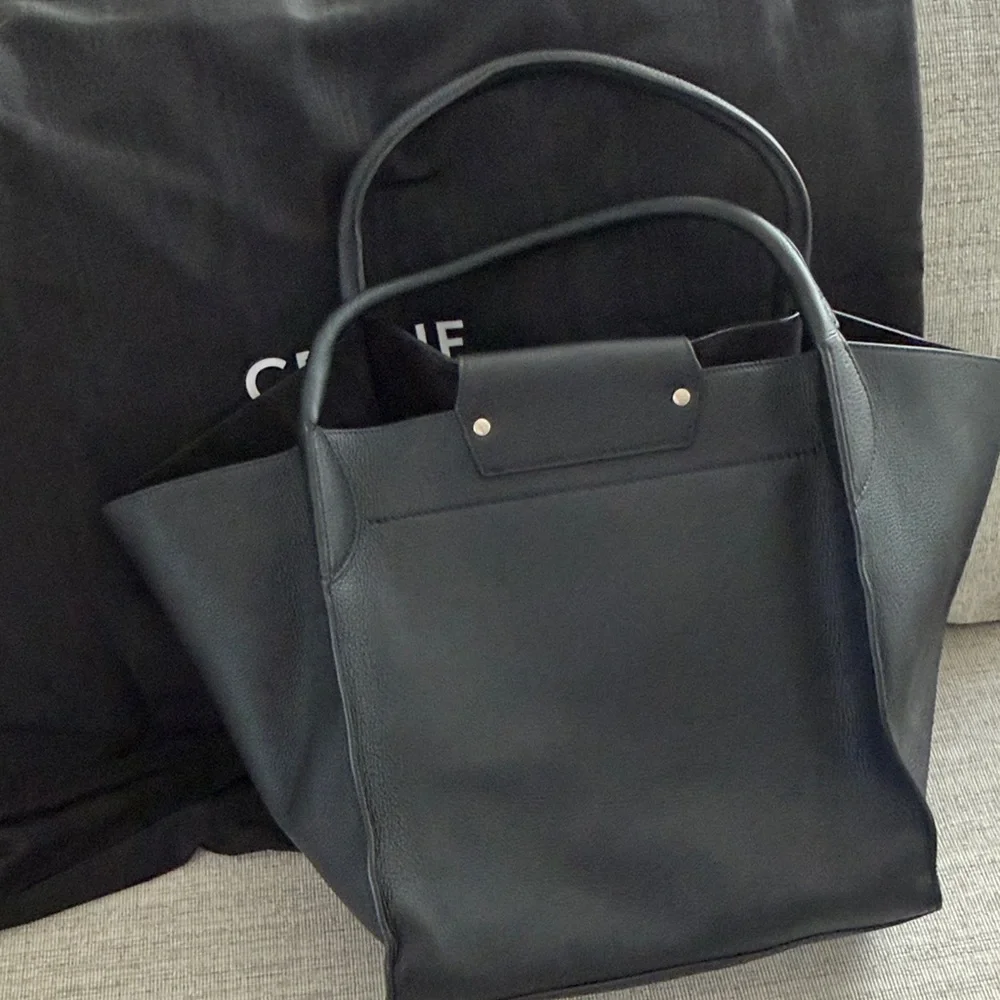 🆕 new Celine Black Leather Tote Bag designer supple calf leather medium big bag - Picture 4 of 9